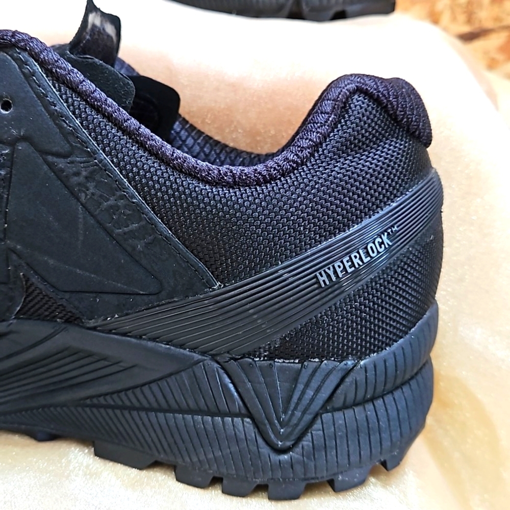 merrell tennis shoes mens